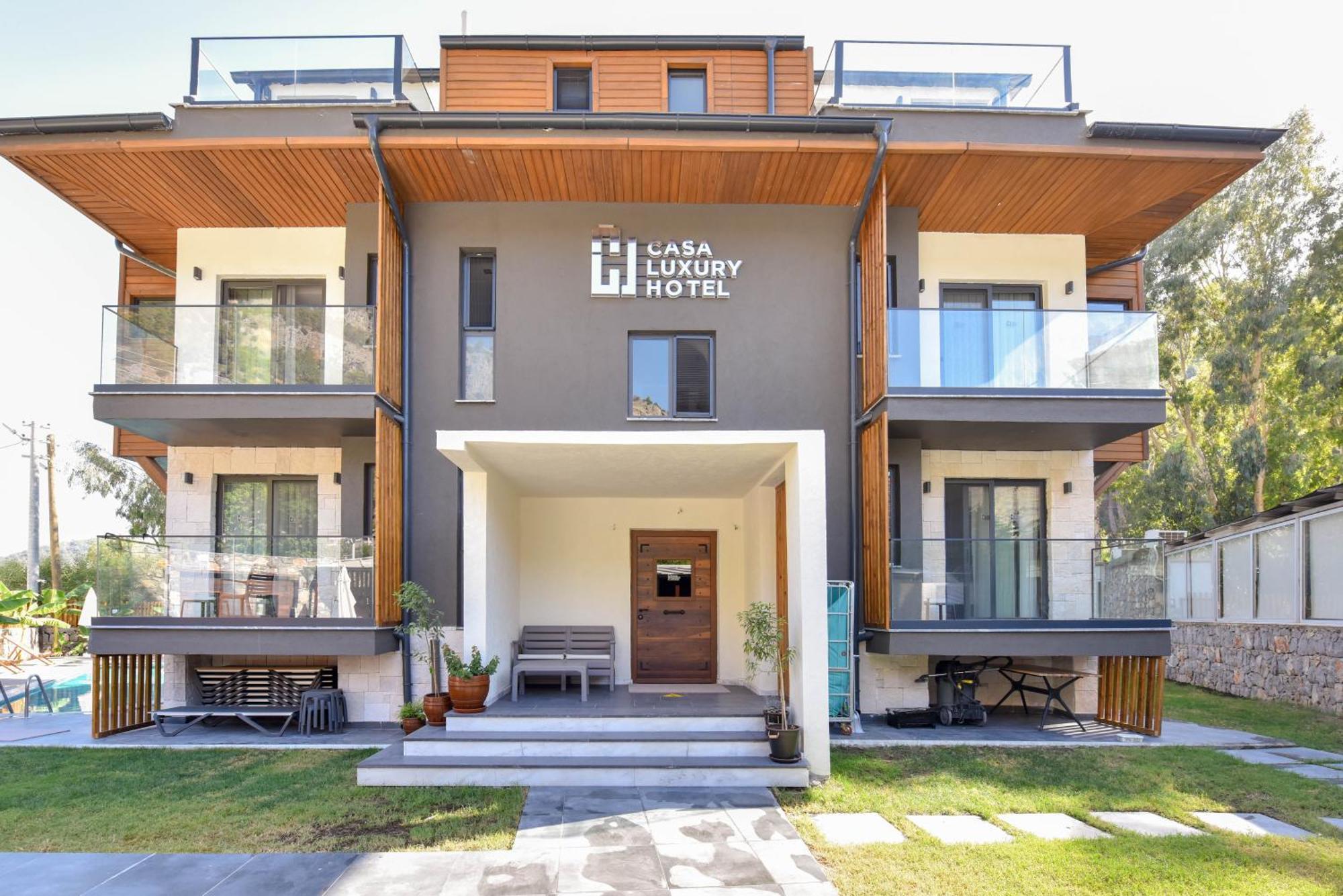 Casa Luxury Hotel 교젝 외부 사진