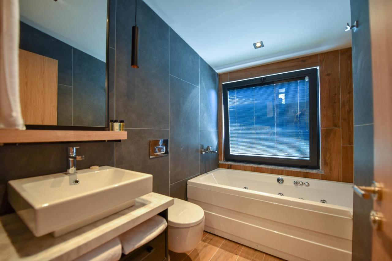 Casa Luxury Hotel 교젝 외부 사진